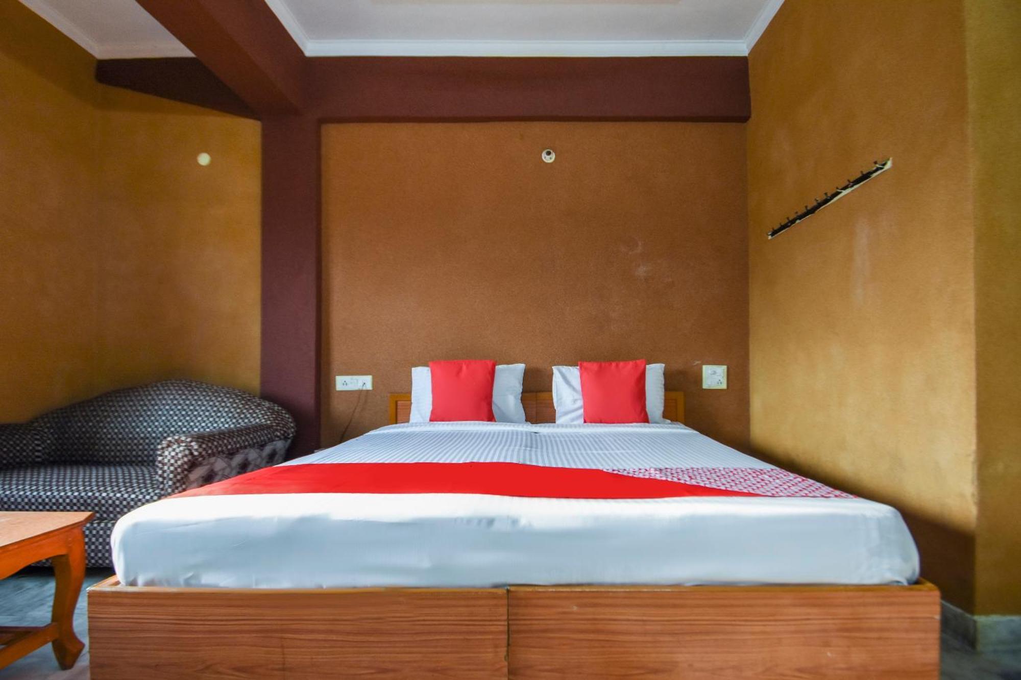 Oyo Flagship Vibes Hotel Nālāgarh Exterior foto
